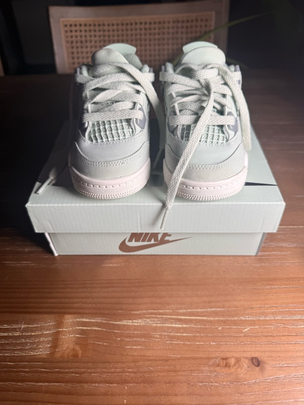Jordan Kids' Retro 4 Sneakers in Mint - Picture 7 of 7